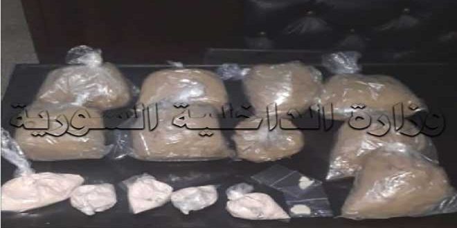 القبض على شخص يقوم بنقل وتوزيع المخدرات على محافظات عدة