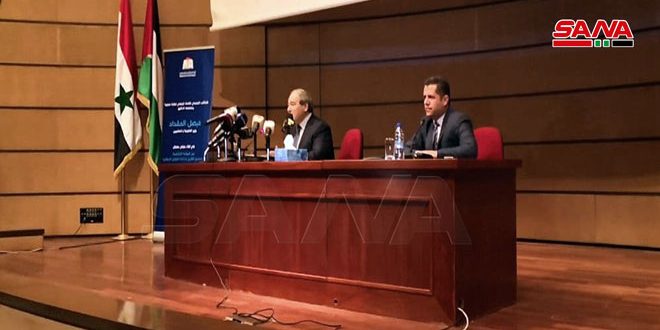 المقداد في لقاء حواري مع طلبة جامعة دمشق: سورية خبِرت الغرب ونفاقه