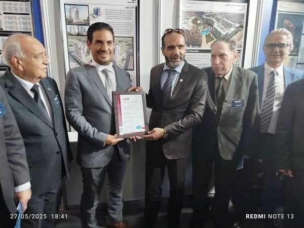 تسليم شهادة الجودة العالمية ISO 9001 لمكتب نقيب المهندسين السوريين ضمن فعاليات معرض بيلدكس