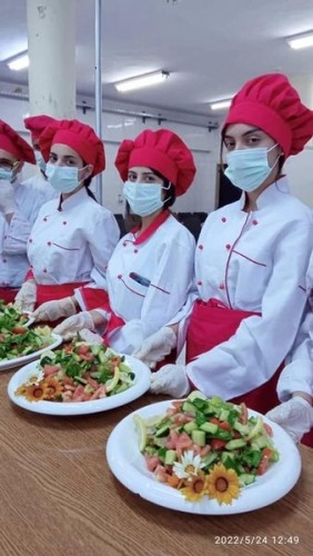 أكثر من (800) طالبا وطالبة يتقدمون لامتحانات الشهادة الثانوية المهنية الفندقية 