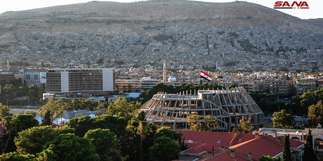 الحرارة أعلى من معدلاتها بنحو 2-4 درجات مئوية
