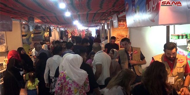 سوق البيع بمعرض دمشق الدولي.. عروض مغرية وأسعار منافسة لتشكيلة واسعة من السلع
