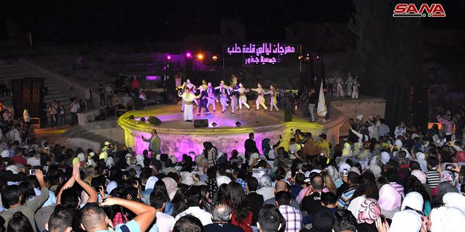 أغان وقدود حلبية في مهرجان ليالي قلعة حلب
