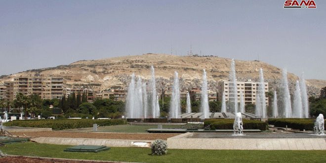 الحرارة أعلى من معدلاتها بنحو 1 إلى 3 درجات

