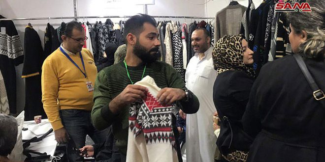إقبال شعبي واسع على الجناح السوري في معرض بغداد الدولي
