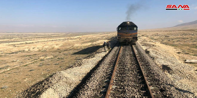 المؤسسة العامة للخطوط الحديدية تستعيد نشاطها.. صيانة 122 كيلومتراً على محور حمص-دمشق
