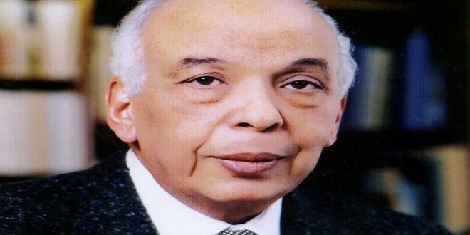 وفاة الكاتب الصحفي المصري إبراهيم نافع بعد صراع مع المرض