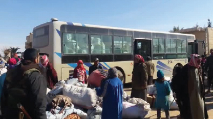 800 عائلة عادت إلى الريف الشرقي.. ومركز البوكمال الحدودي في الخدمة … محافظ دير الزور: العودة متاحة لجميع الراغبين معابر للعودة من شرقي النهر إلى غربيه
