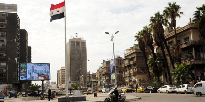 انخفاض ملموس على درجات الحرارة مع فرصة لهطل زخات مطر