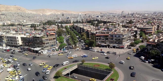 الحرارة أعلى من معدلاتها والجو صحو بشكل عام
