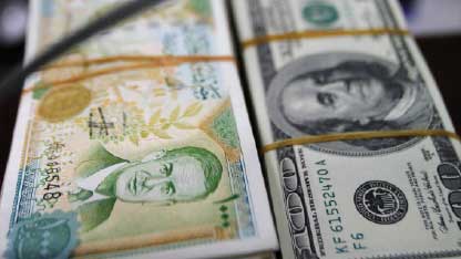 سعر الصرف في أمان رغم العدوان.. والدولار في «السوداء» يقترب من الرسمي مجدداً