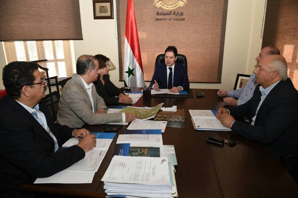 اجتماع في وزارة السياحة لمناقشة عدة مواضيع تتعلق بالشركة السورية للنقل والسياحة