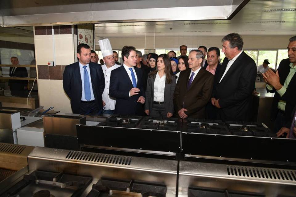 وزير السياحة يفتتح مركز دمر للتدريب السياحي والفندقي بعد إعادة تأهيله وتزويده بأحدث التجهيزات والأقسام والاختصاصات المتعددة
