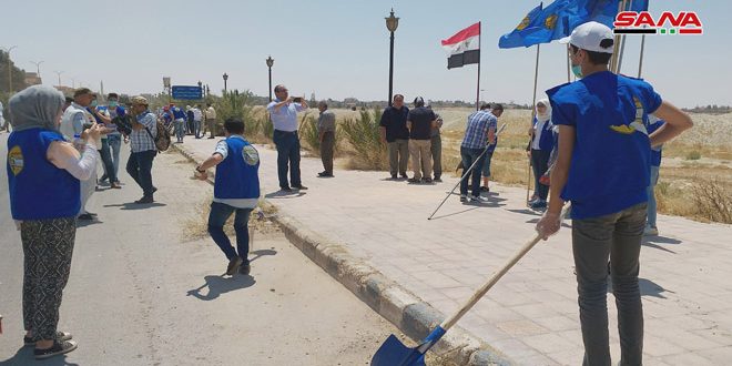 حملة نظافة تطوعية في مدينة تدمر
