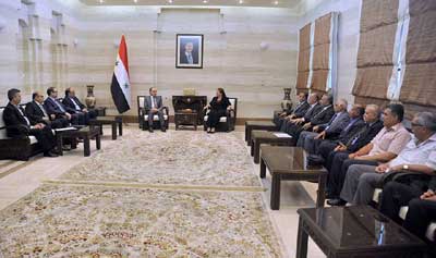رئيس مجلس الوزراء يلتقي أعضاء مجلس نقابة المهندسين الزراعيين واعضاء خزانة التقاعد في النقابة
