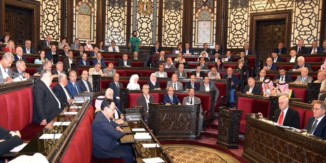 مجلس الشعب يتابع مناقشة مواد مشروع القانون الخاص بمجلس الدولة ويوافق على عدد منها
