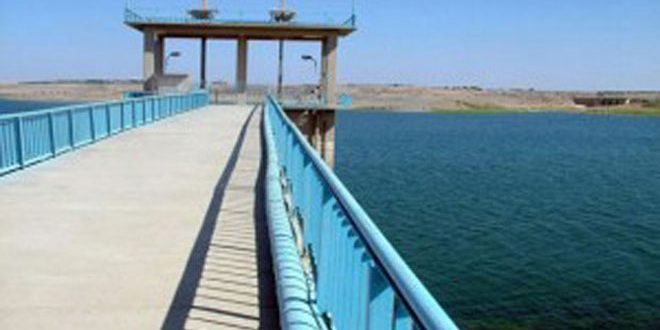 وفاة 6 أشخاص من عائلة واحدة غرقا في مياه سد الباسل بالحسكة