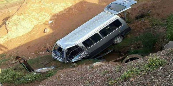 إصابة 12 شخصا بينهم 9 طالبات بحادث سير في الحسكة