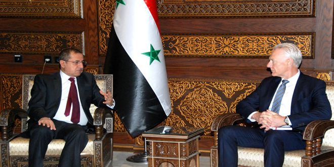 اللواء الشعار والمقداد يؤكدان حرص سورية على أمن وسلامة منظمات وطواقم الأمم المتحدة