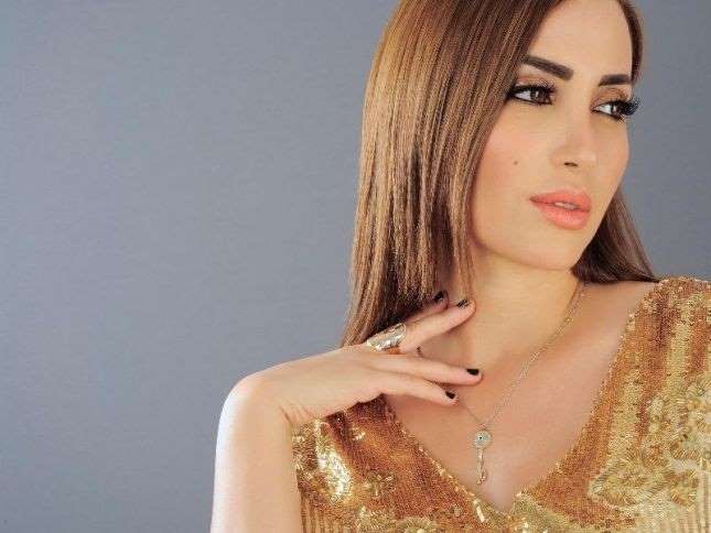  نسرين طافش فتاة دمشقية وتخوض تجربة مصرية
