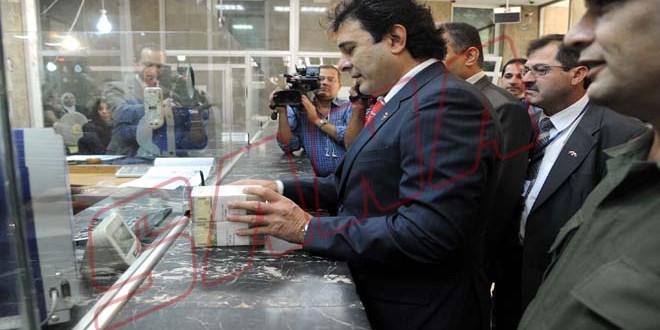 مغتربون ينظمون حملة دعم لليرة السورية
