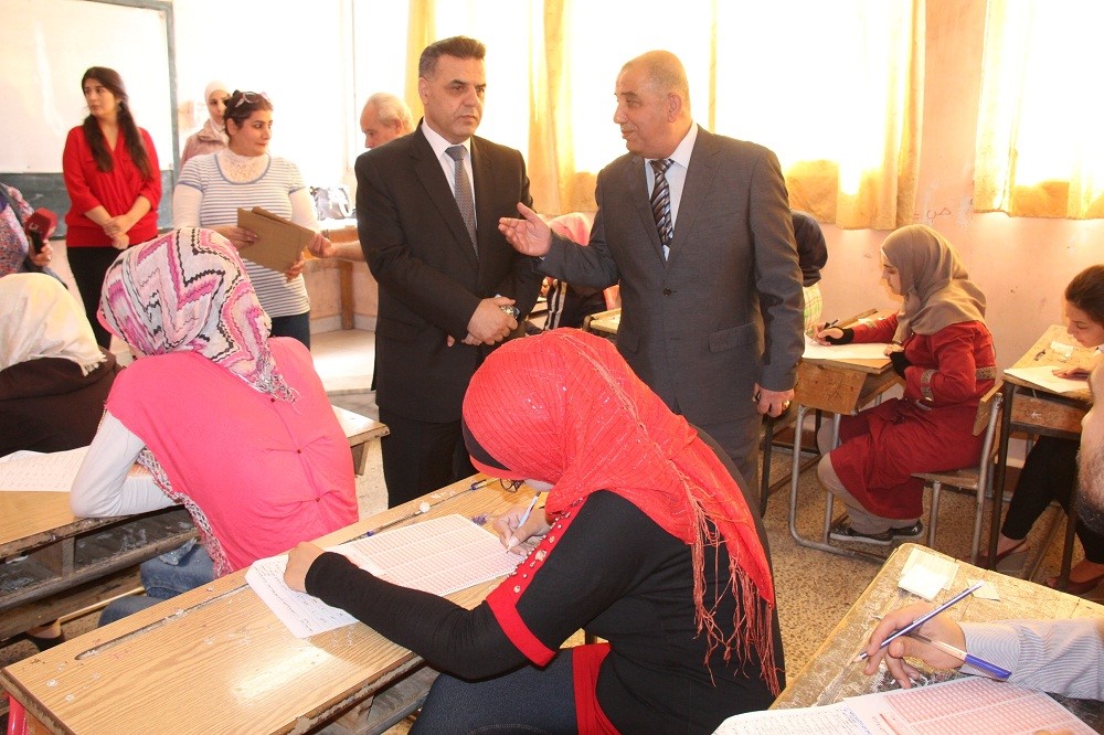 
تفقد وزير التربية والرفيق.ياسرالشوفي مسابقة المدرسين
