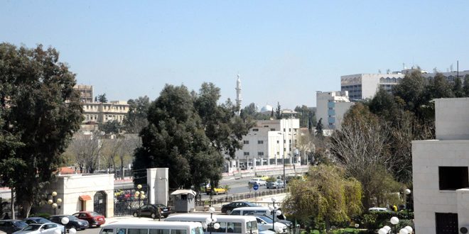 الأرصاد: الحرارة أعلى من معدلاتها والجو بين الصحو والغائم جزئيا